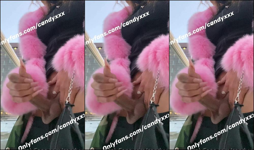 candyxxx-15-11-2020-1263438108-let-it-snow-