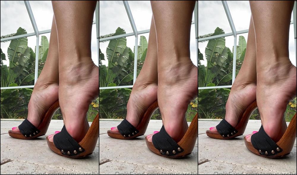 Amysarches Here S A Five Minute Clip Of Me Playing With My Black Mules I Hope You Enjoy This And H