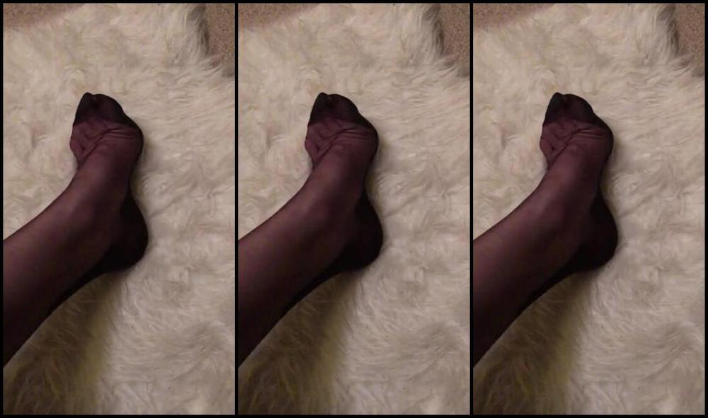 Miss Ruby Marks A Clip For All You Foot Nylon Fetishists