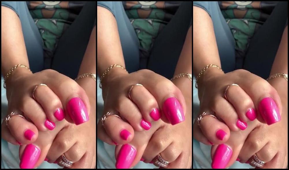 Latinasolez Nicknamed Latinasolez Foot Fetish 12 25 2023 Onlyfans Video Cum On These Pretty Pink Toes