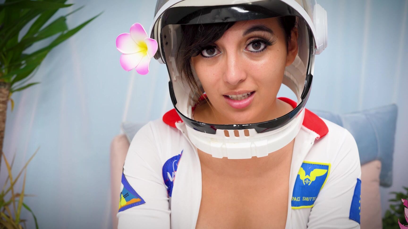 Summer Fox Little Sister Dresses As Sandy Cheeks