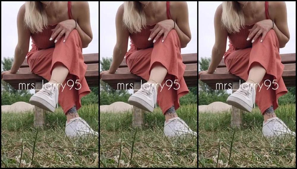 Mrs Larry Onlyfans Ich Werde Dir An Vielen Orten Meine Dreckigen Socken Zeigen I Will Show You To Many Places My Dirty