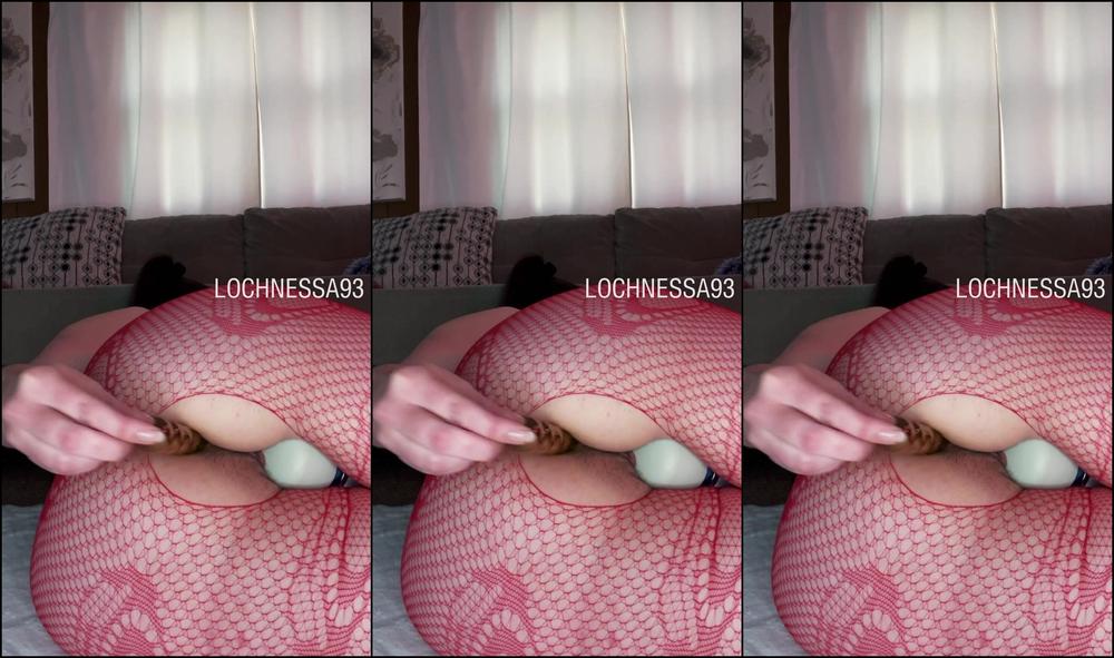 Lochnessa Fucking My Juicy Ass With This Gold Toy I