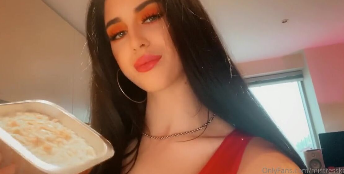 Karina Kalashnikova Nicknamed Mistresskarina Onlyfans Impress Me By Being A Gross Little Loser Cum In Your Dinner