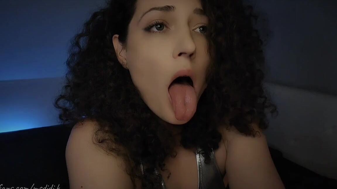 Msdidik Nicknamed Msdidikvip Onlyfans 10 21 2023 First Minutes Of My New 12 Mins Video Enjoy My Spit Game While I Suck My