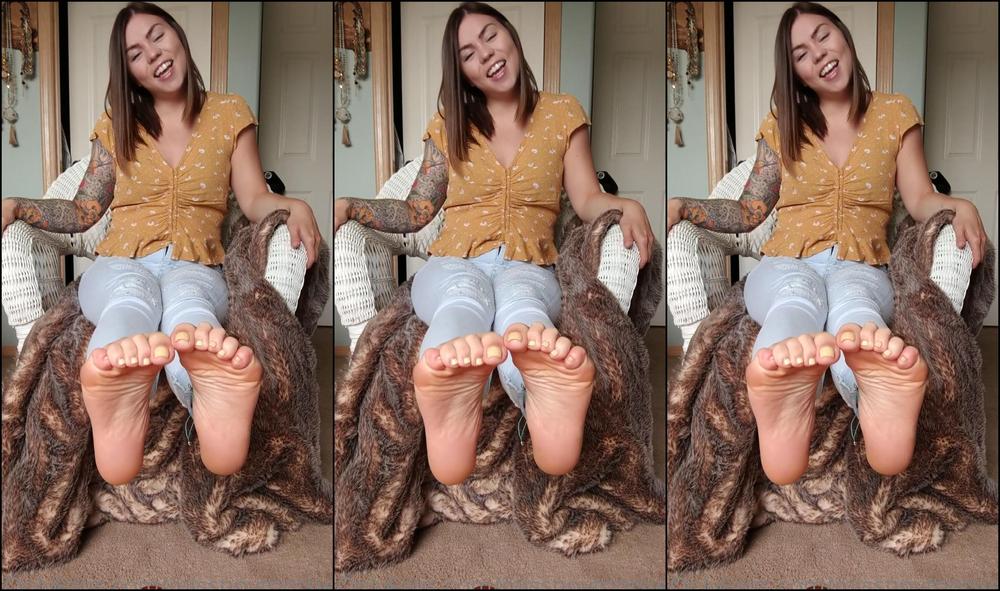 Misstinytootsies I Know Exactly What You Do While Watching My Cont