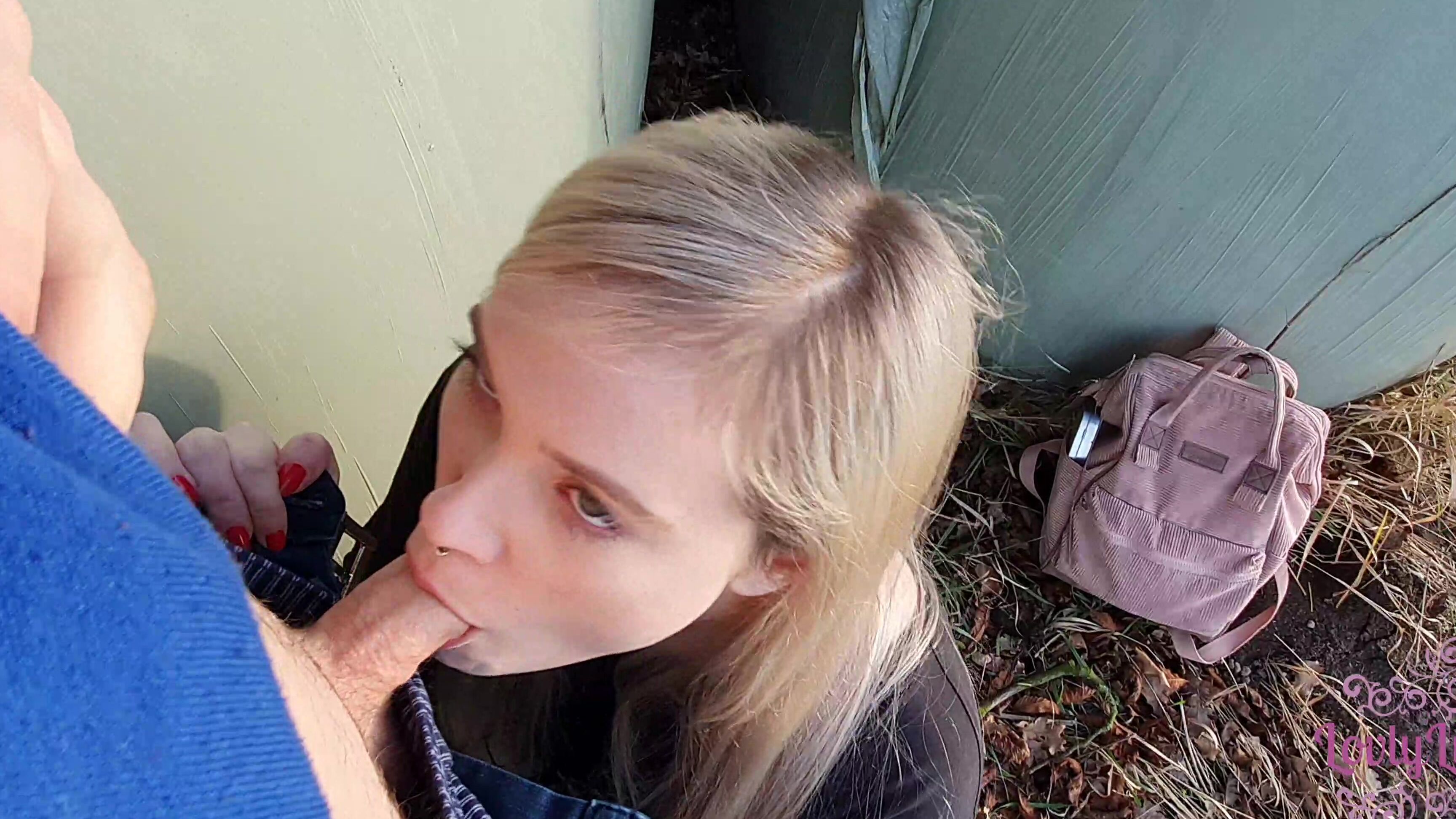 Lovlyluna Risky Fuck On The Roadside Manyvids