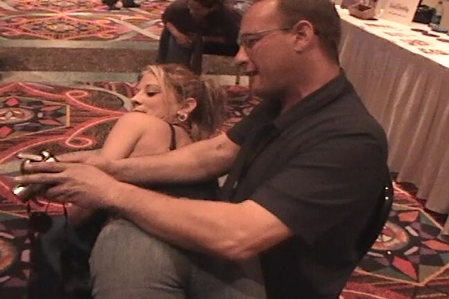 Kaye, Sondra, SD, amateurspankings AS Kaye And Sondra Clips4Sale