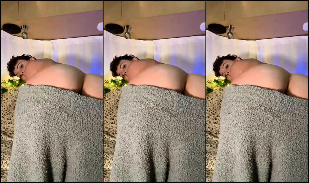 Rahyndeejames Stream Started At Am Hanging Out Dancing