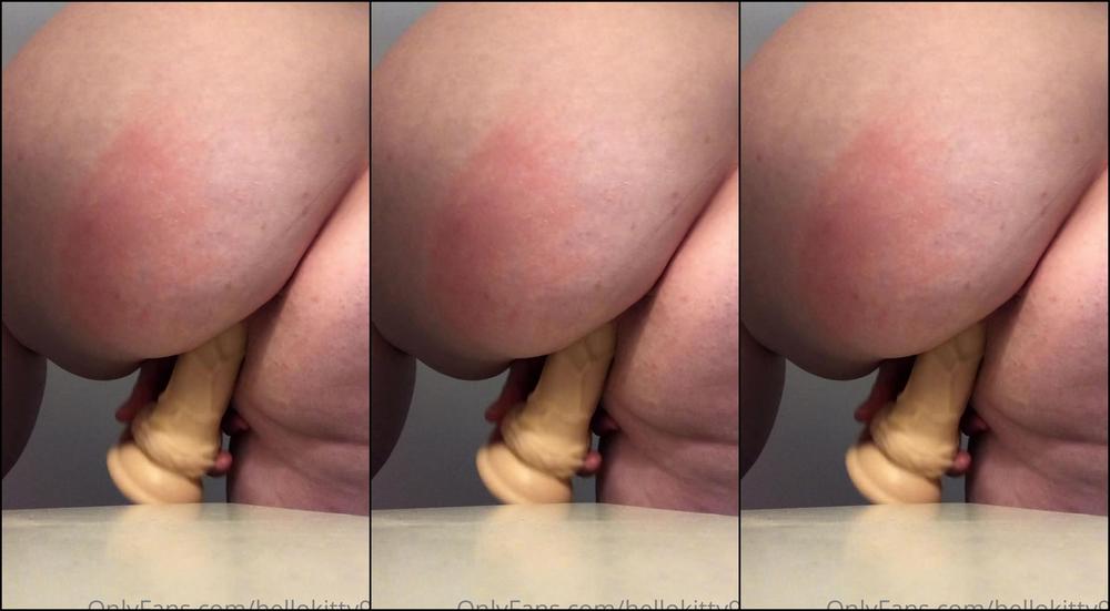 Hellokitty I Need A New Suction Cup Dildo So I Can Ride It Better