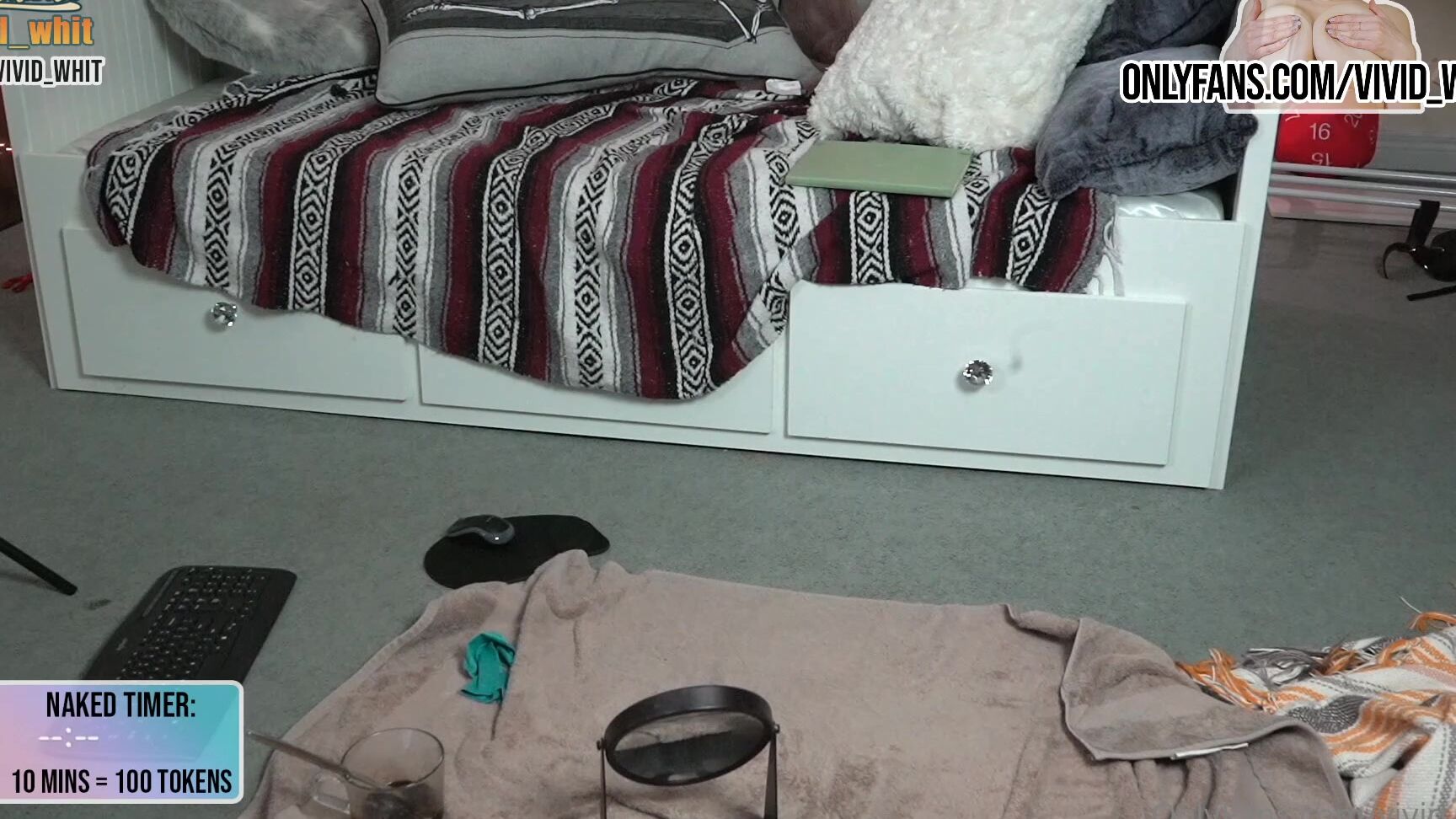 Vivid Whit Waxed My Bush And Armpits Live Today D Before After Pics Coming Tomorrow Once The Redn