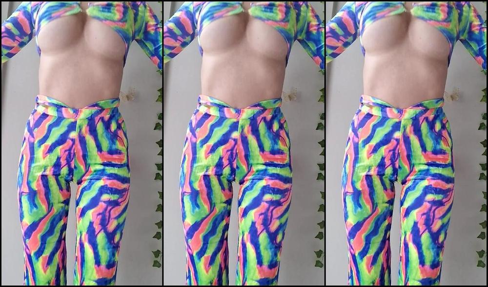 Atomicbrunette18 851