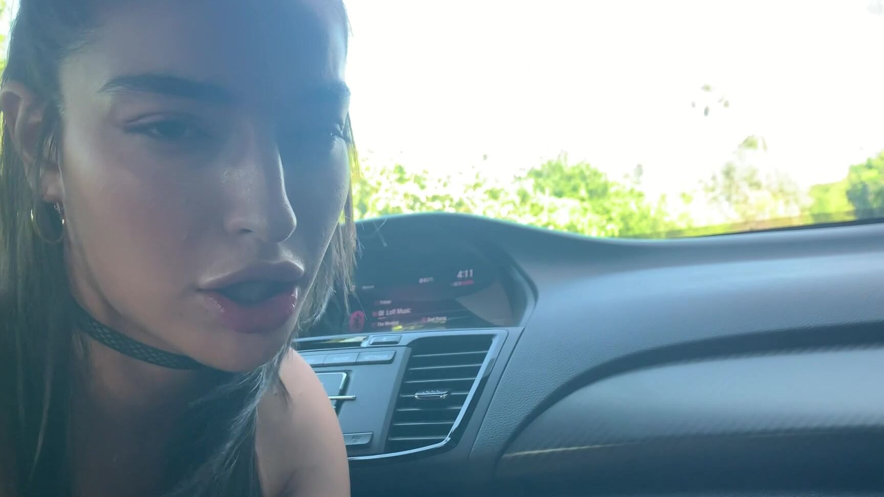 Jessyjonesxxx Me And Emilywills Go For A Ride And This Happens