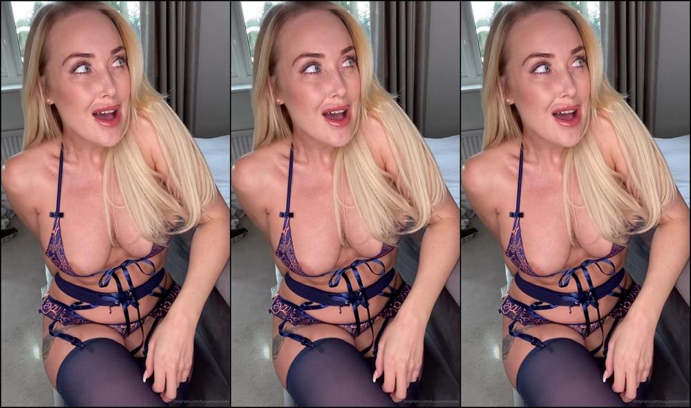 Lucyannebrooks Selfie Saturday Hello February Boys Here Is January S Page Review I D Love Yo