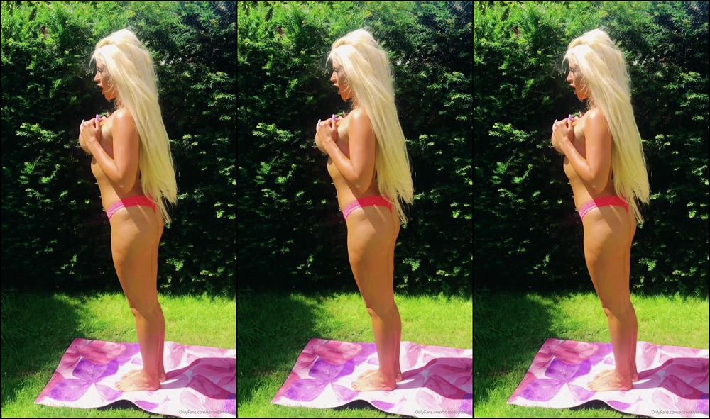 Xbrooklynbluex Yoga Practice My Way Love Doin Yoga In The Afternoon