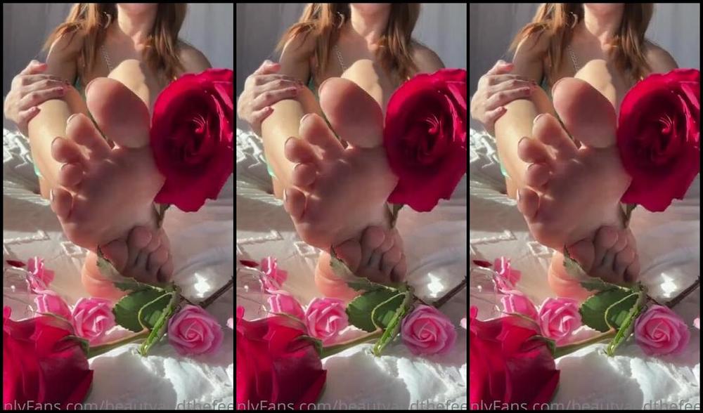 Beautyandthefeet13 Onlyfans Your Muscle Mommy Is Feeling A Little Lonely On Valentine S Day Will You Be Her Valentines She Will