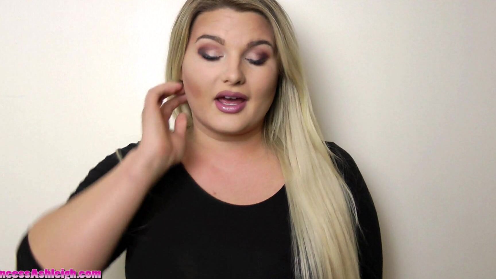 Meancashleigh Tonight S Update Too Bad Cucky I Told Him You D Suck It