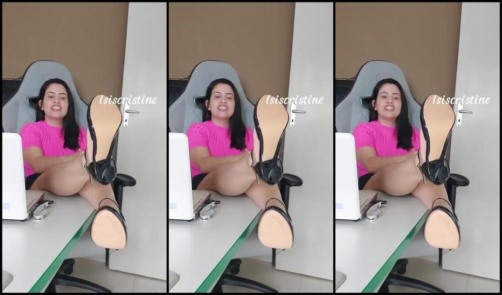 Isis Cristine Nicknamed Isiscristinepremium Onlyfans Foot Humiliation You Are So Pathetic That While You Go To Work Your Wife Takes The