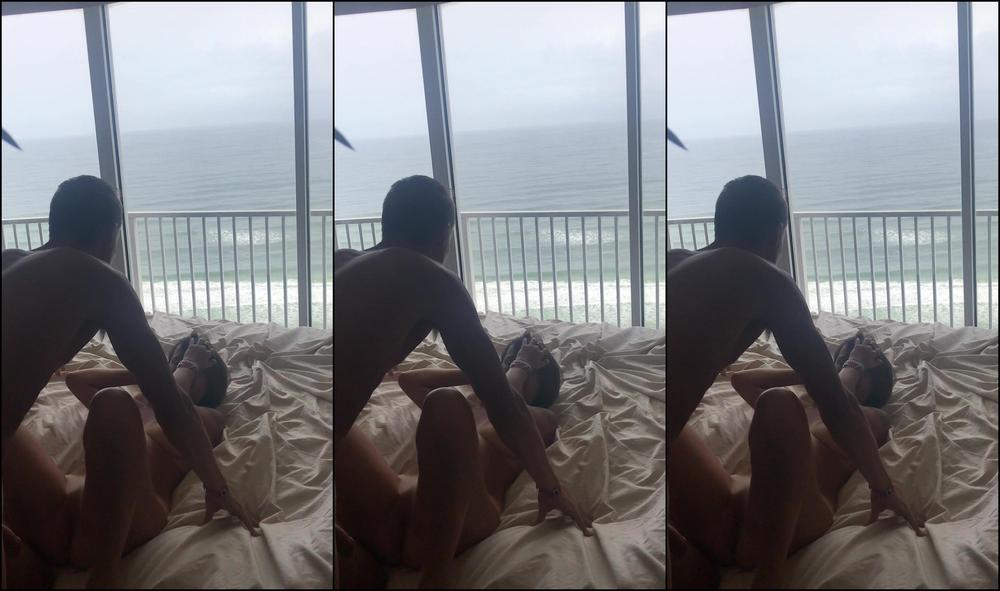 Amateur, Blow Jobs, Creampie, Teens, Doggystyle smilieky smilieky gets creampied in parents condo ManyVids