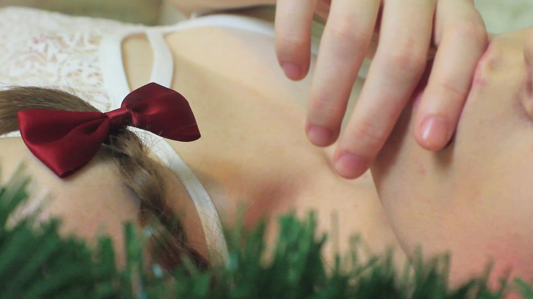 Bailee Blunt Christmas Tease