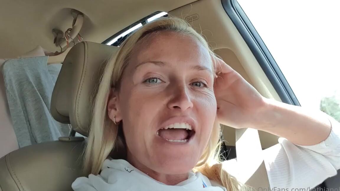 Kathianobilixx Findom 06 03 2020 Onlyfans Video On The Road
