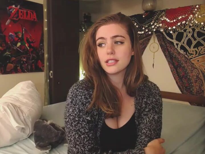 awesomekate-04-11-2020-1196276389-koala-hat-silk-white-gloves-halloween-two-years-ago-d