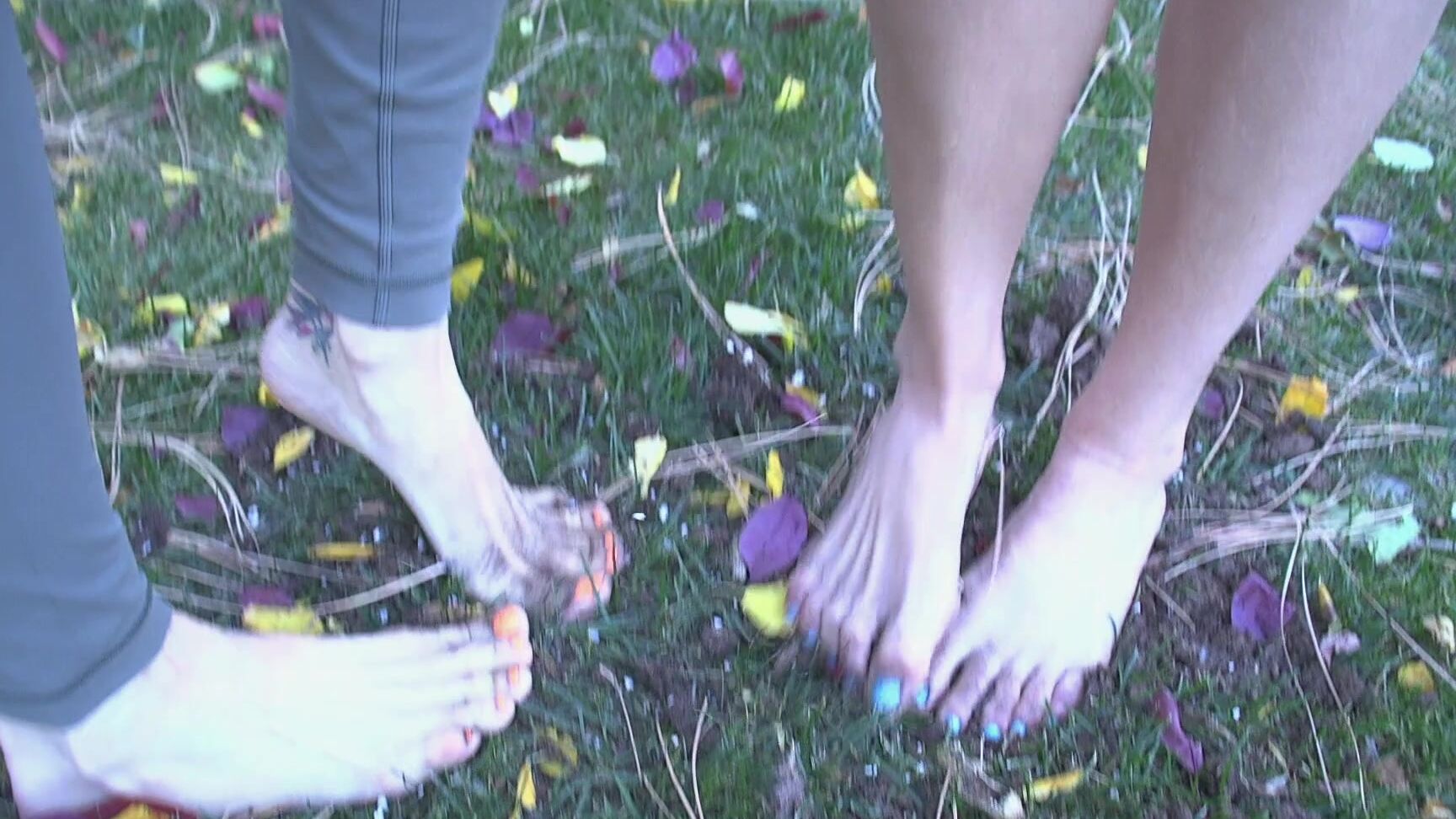 Lora Cross Lesbian Dirty Foot Worship