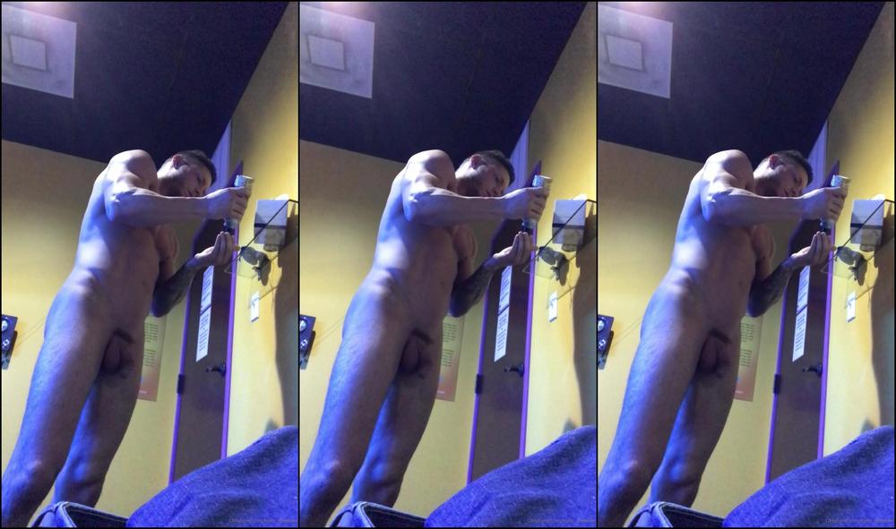 Tyler Steelxxx I Don T Know How To Caption This Lol