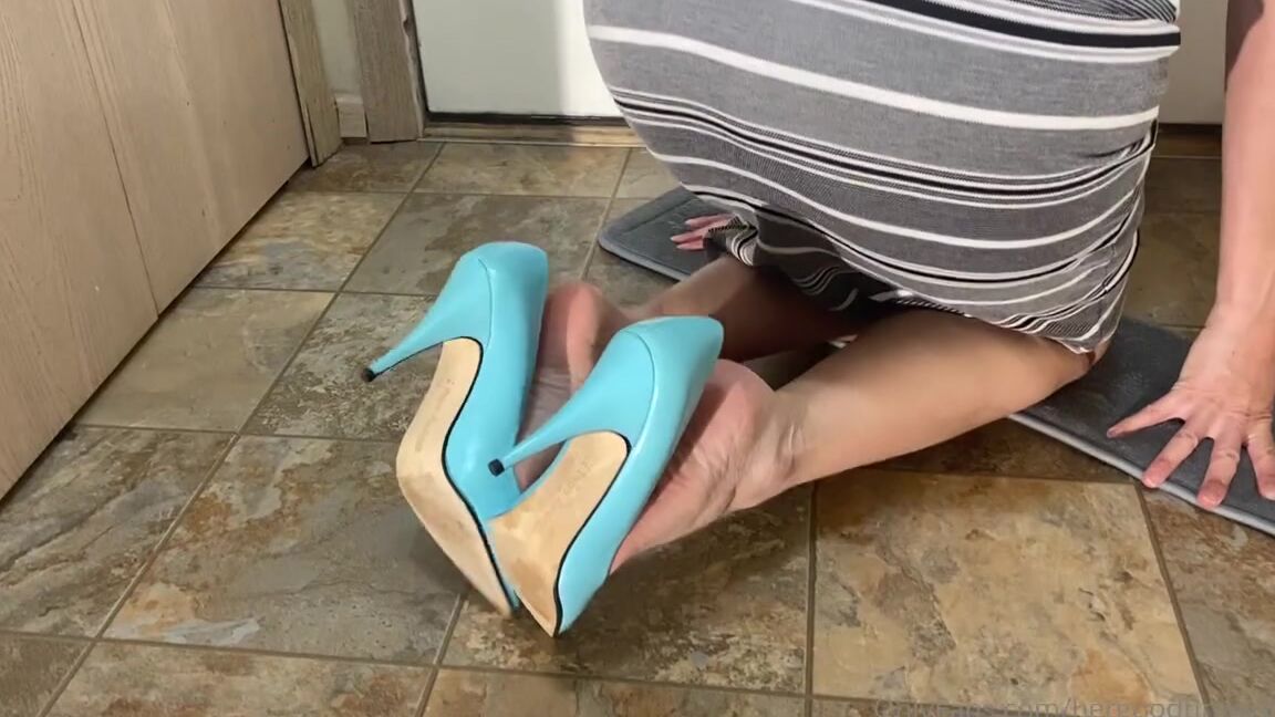 Hergoodtimeinheels Nicknamed Hergoodtimeinheels Onlyfans Video 7092