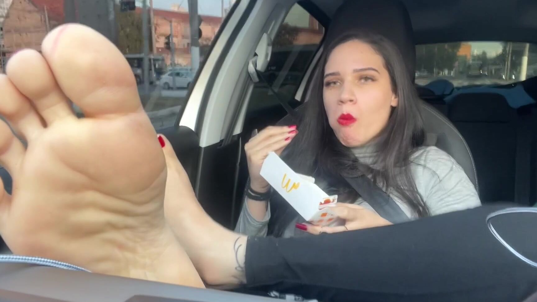 Lananoccioli It S Easy To Make You Horny You See I M Just Eating My Chicken And You Re Already Hard