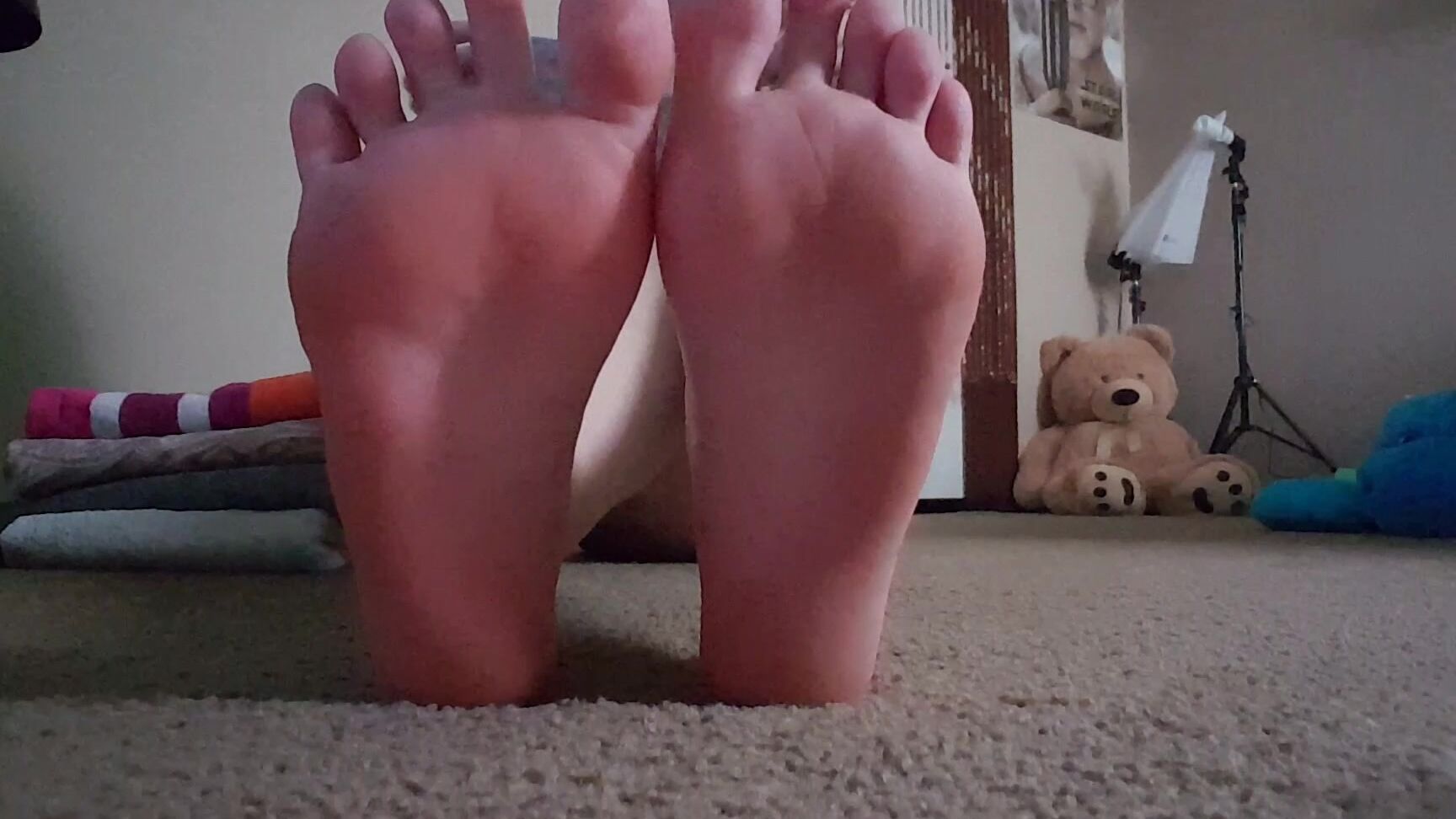 Frostyprincess Laundry Feet