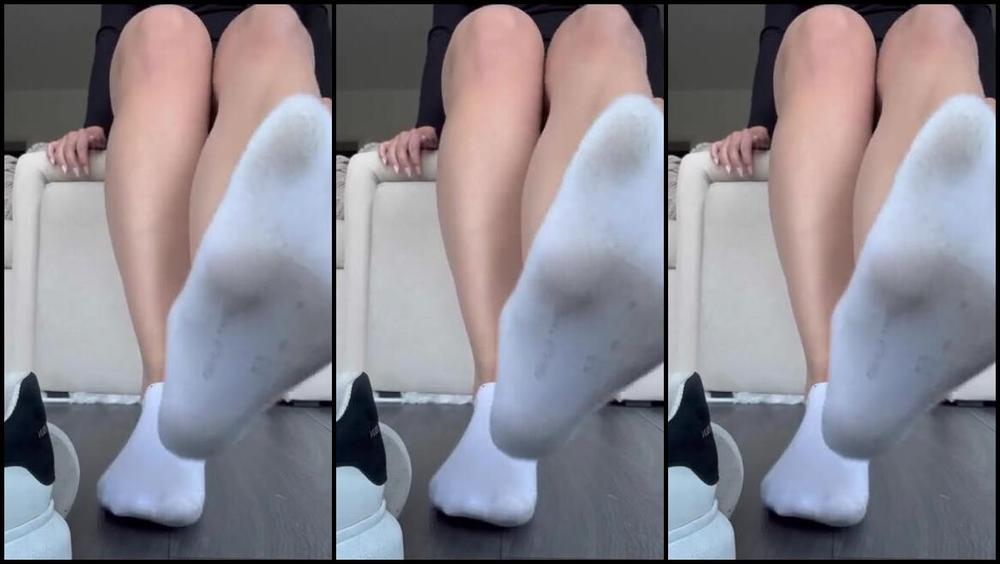 Sarina Jones Nicknamed Sarinajones 04 14 2024 Onlyfans Video Did You Ever Had Some Dirty Alexander Mcqueen Right In Front Of Your Nose I Bet