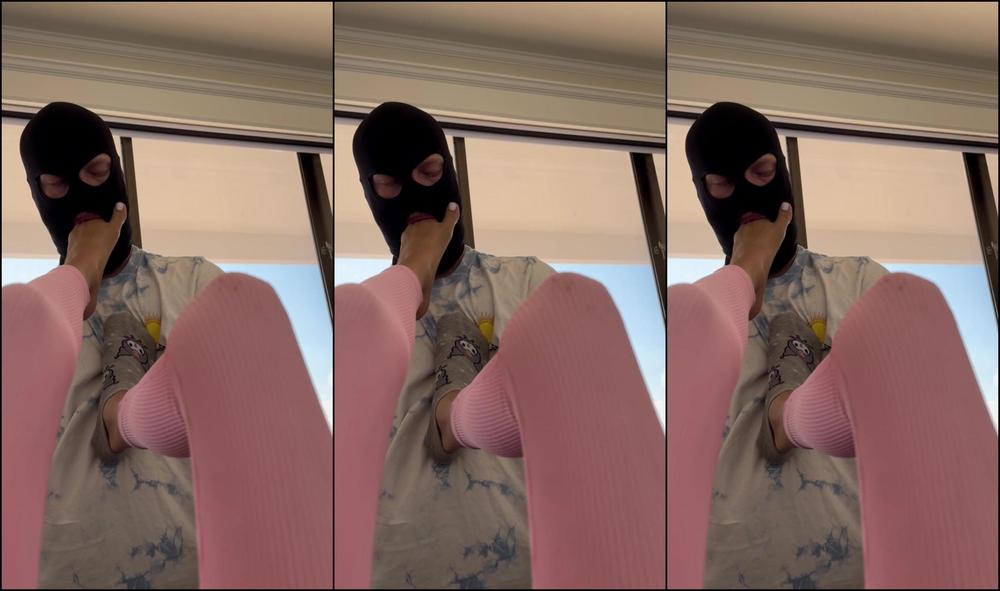 Super Soles 3494870270 12 06 2024 More Content I Forgot To Release With Payprosper She Wore These Socks For Three Days