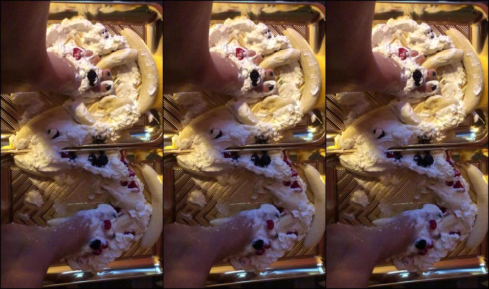 Mistress Gaia Anana Feet Split Footfetish Crushing Footdomination