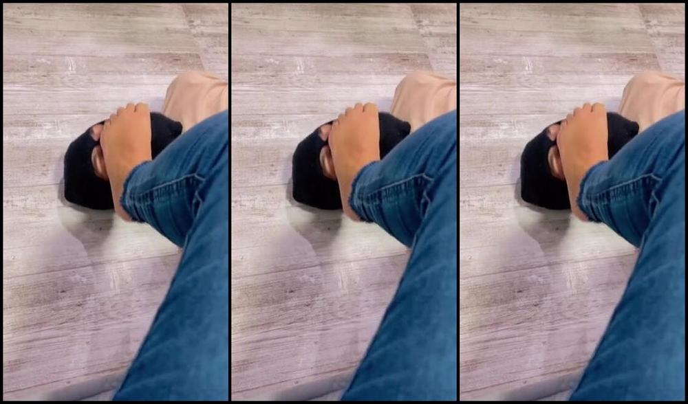 Queen Feh Nicknamed Queenfeh7 01 27 2025 Onlyfans Video Trabalhar Sem Meia Nesse Calor Pedir Pra Ter Um Chulezinho Gostoso Azedinho E Suado