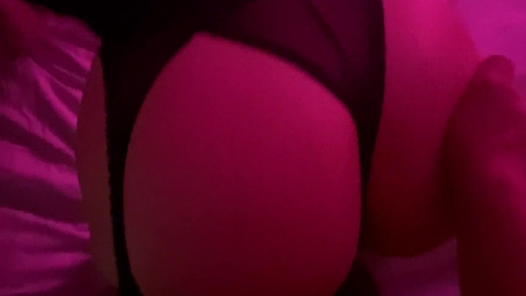 Nice Posing And Sucking In Black Pantyhose On The 40Th Floor Slowlytease