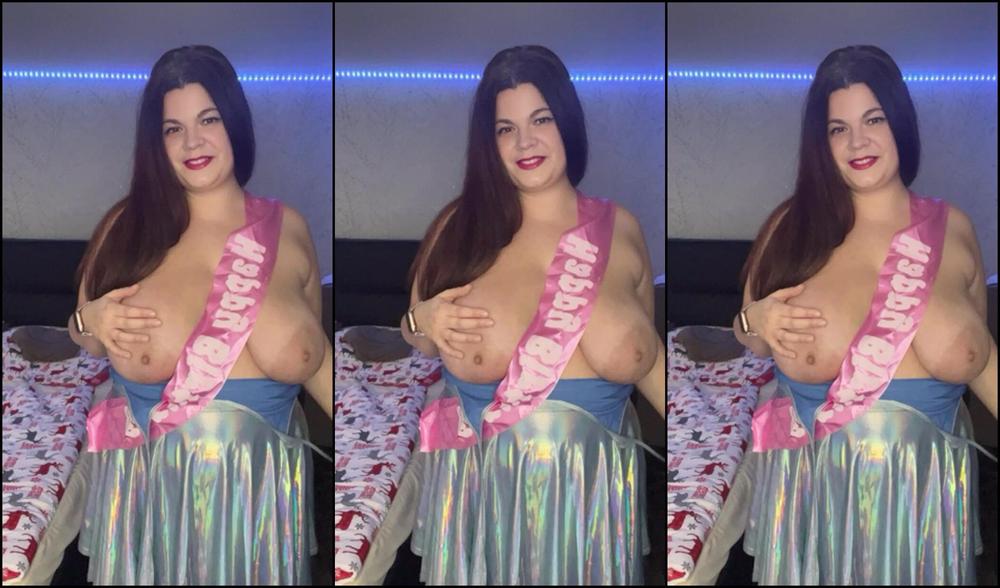 Moore Jasmine 3153535903 01 09 2024 It Is My Birthday Celebrate With Me If You Want To Spoil Me On