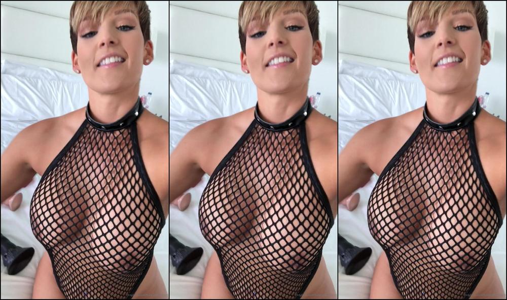 Hannahbrooks I Never Travel Light Xxx Throwback Thursday