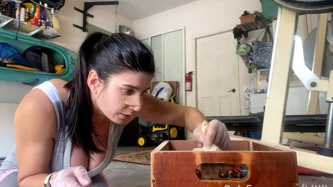 Kittibelle Stream Started At Pm I Am Rolling Battery Pack For Myself Right Now I Am