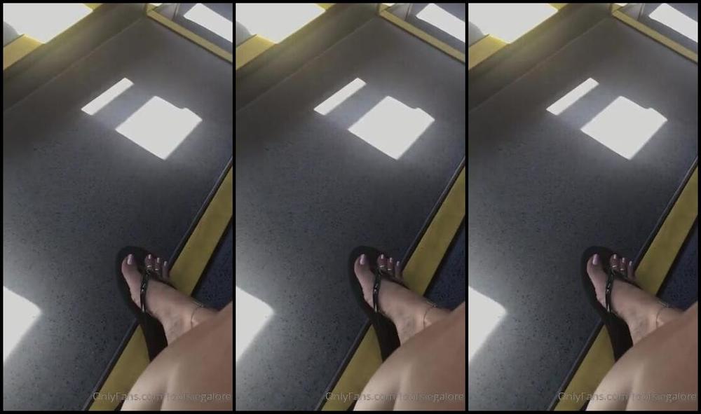 Footsiegalore Onlyfans A Peek Into Footsie S Day Bus Stop Tease Bus Dangling Fun Would You Give In And Stare Or Catch