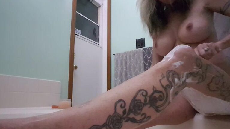 "Stormi Winters" milf, bathtub fetish, kink, legs, shaved SELF LEG CARE Manyvids