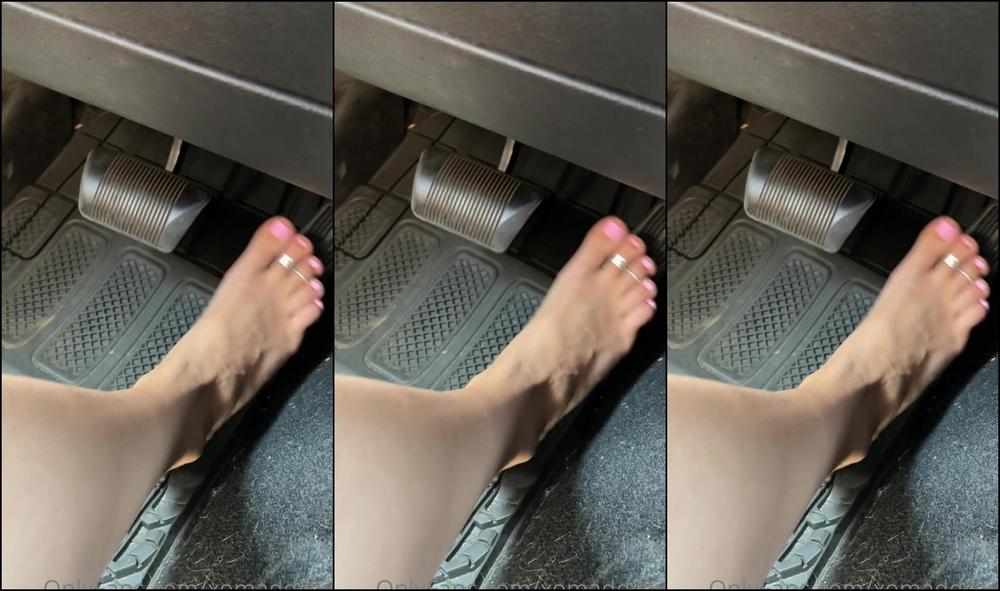 Xomaddykxo For You Car Losers That Want Me To Pump Ur Pedal