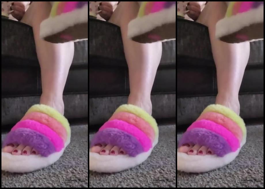 Miss B Nicknamed Missb52S Onlyfans 02 17 2023 Good Morning Fluffy Slippers Hold In The Scent Of My Feet