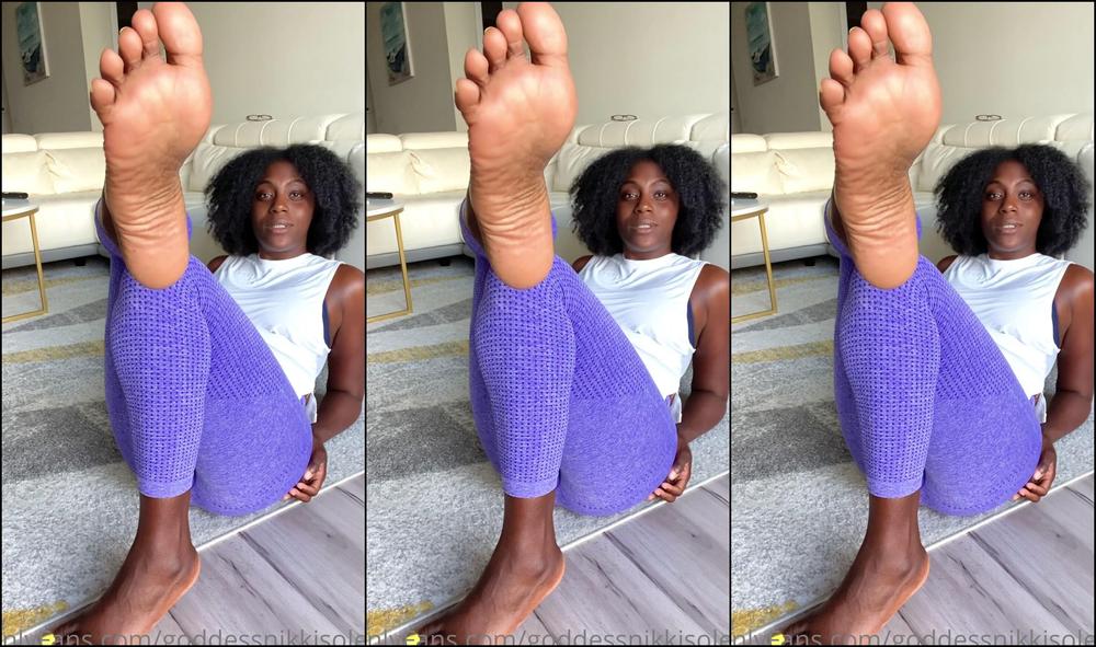 Goddessnikkisoles Your Biggest Fantasy Has Come True I Ve Noticed You Walk Into My Yoga Class Before B