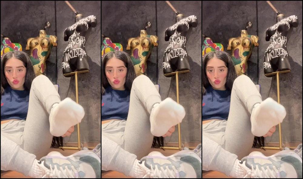 Grecefeet 3063464765 10 26 2023 Send Tips To Make A New Pedi