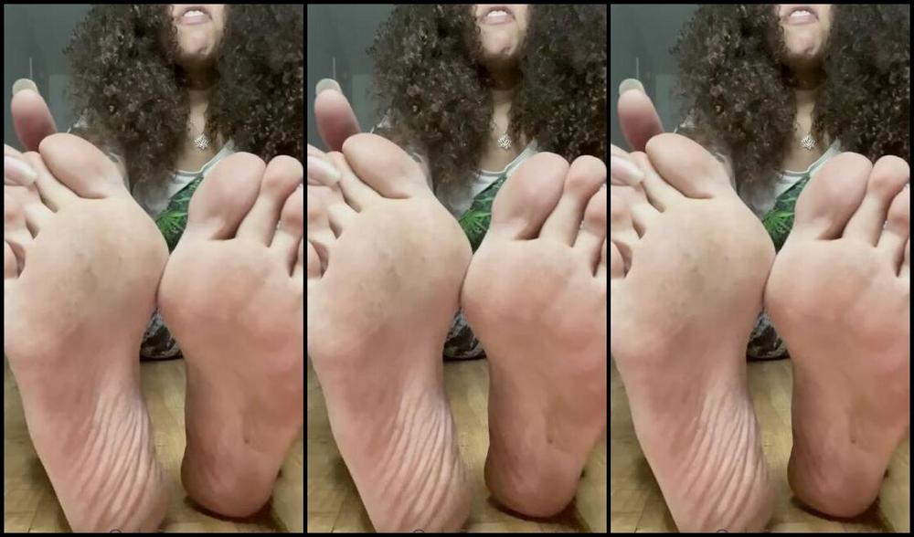 Natasha Aka Vibez3 Onlyfans Perfect Dirty Snack For A Pathetic Loser