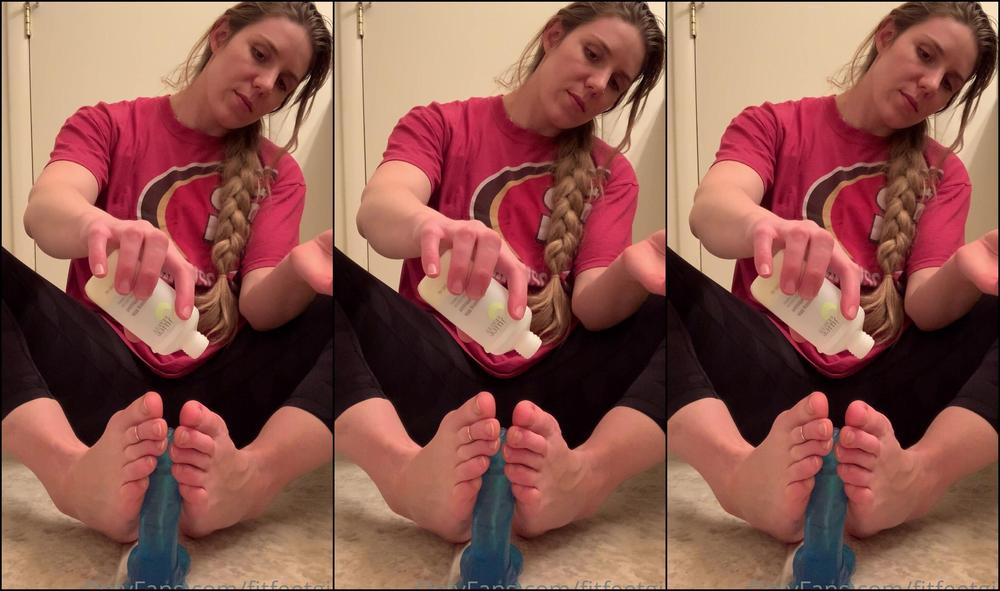 Fityoginina The Title Of This Video Is How Many Times Can I Do Something Awkward And Embarrassing