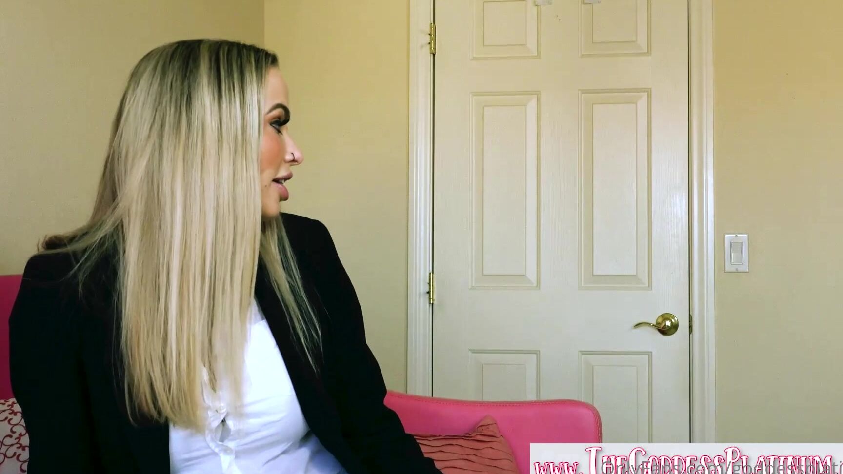 Goddessplatinum Caught With Step Mom S Heels