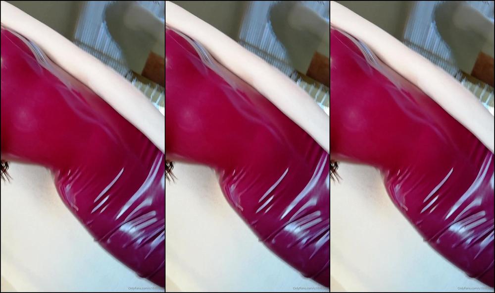 Lady Perse Who Loves My New Latex Dress I Love How Latex Wraps