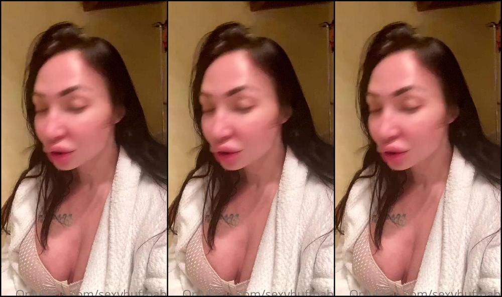 Sexybuffbabe Heading Home Tomorrow Thanks For Your Support Sluts Ready To Get To Work